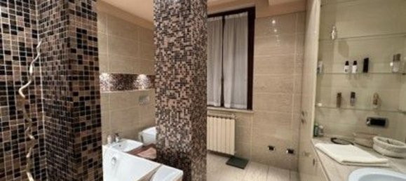 7 rooms Apartment in Asigliano Vercellese, Italy No. 13386 18