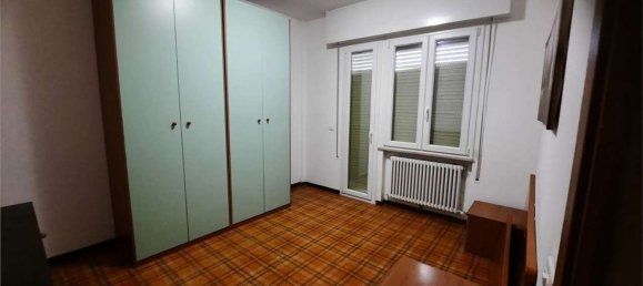 Квартира с 2 комнатами в Римини, Италия № 115379 5