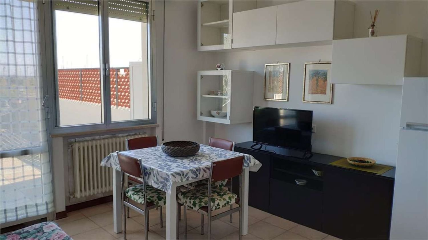 Квартира с 2 комнатами в Римини, Италия № 115379