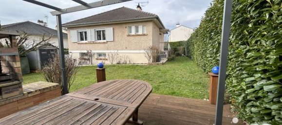 Дом с 3 комнатами в Байе-ан-Франс, Франция № 354080 8