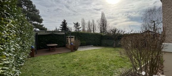 Дом с 3 комнатами в Байе-ан-Франс, Франция № 354080 9