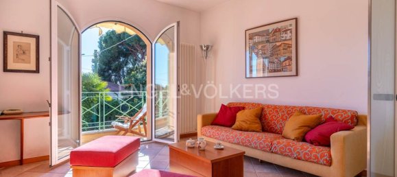 8 rooms House in Sanremo, Italy No. 139042 3