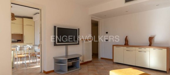 8 rooms House in Sanremo, Italy No. 139042 10