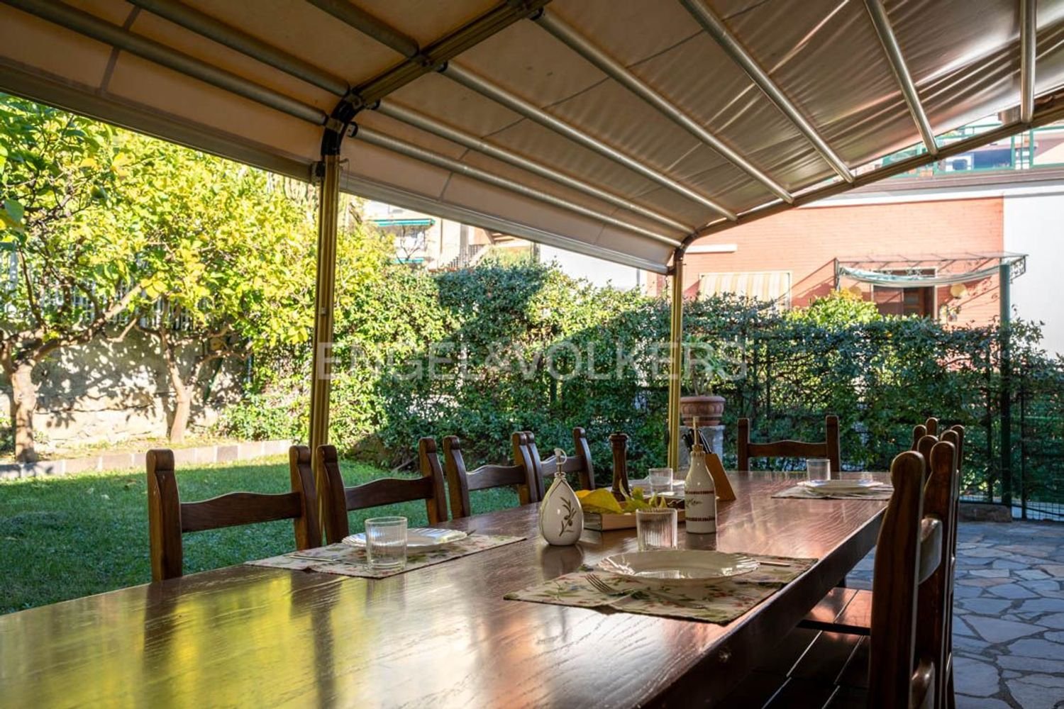 8 rooms House in Sanremo, Italy No. 139042