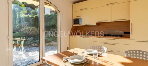 8 rooms House in Sanremo, Italy No. 139042 11