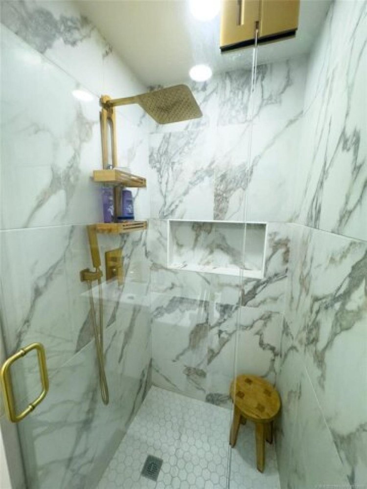 Дом с 4 спальнями в Талса, США № 400542