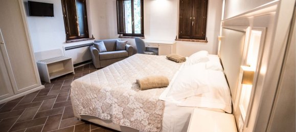 10 bedrooms House in Chiusi, Italy No. 381798 51