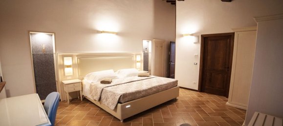 10 bedrooms House in Chiusi, Italy No. 381798 26