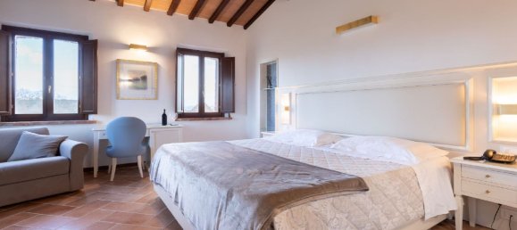 10 bedrooms House in Chiusi, Italy No. 381798 24