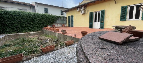 6 chambres Penthouse à Lastra a Signa, Italy No. 347897 2