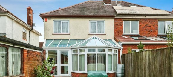 4 bedrooms House in Portsmouth, United Kingdom No. 10651 18