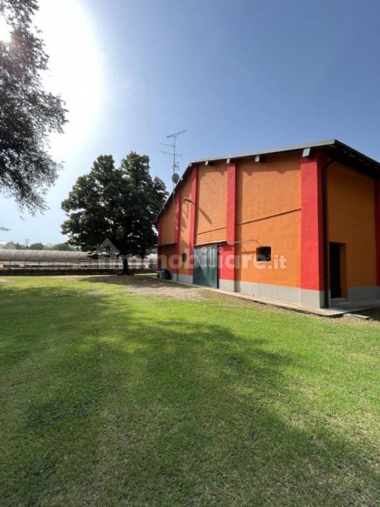 1 bedroom House in Bologna, Italy No. 141594