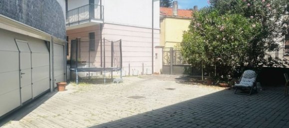 Gebäude in Biassono, Italy 706m², Nr. 338391 17