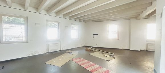 Gebäude in Biassono, Italy 706m², Nr. 338391 39