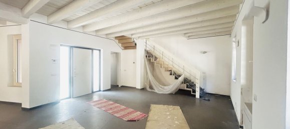 Gebäude in Biassono, Italy 706m², Nr. 338391 34