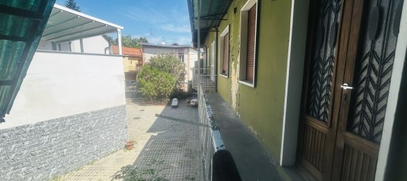 Gebäude in Biassono, Italy 706m², Nr. 338391 15