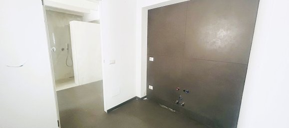 Gebäude in Biassono, Italy 706m², Nr. 338391 37