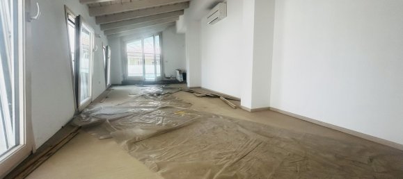 Gebäude in Biassono, Italy 706m², Nr. 338391 43