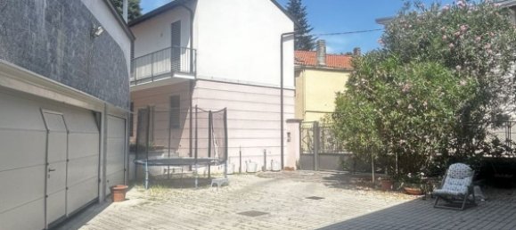 Gebäude in Biassono, Italy 706m², Nr. 338391 18