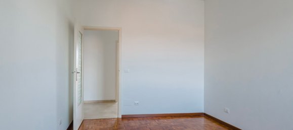 3 bedrooms Apartment in Gassino Torinese, Italy No. 363564 9