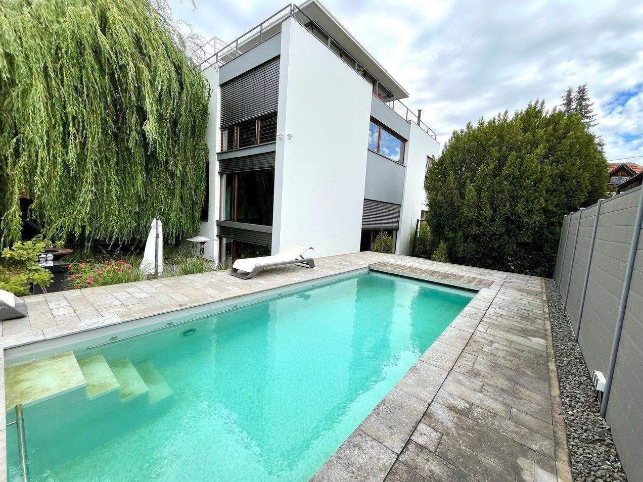 8 rooms Townhouse in Erfurt, Germany No. 331313