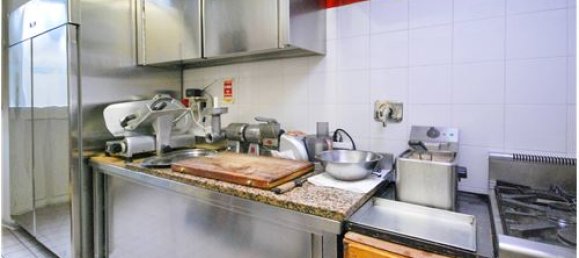 2 rooms Commercial property in Turin, Italy No. 279253 5