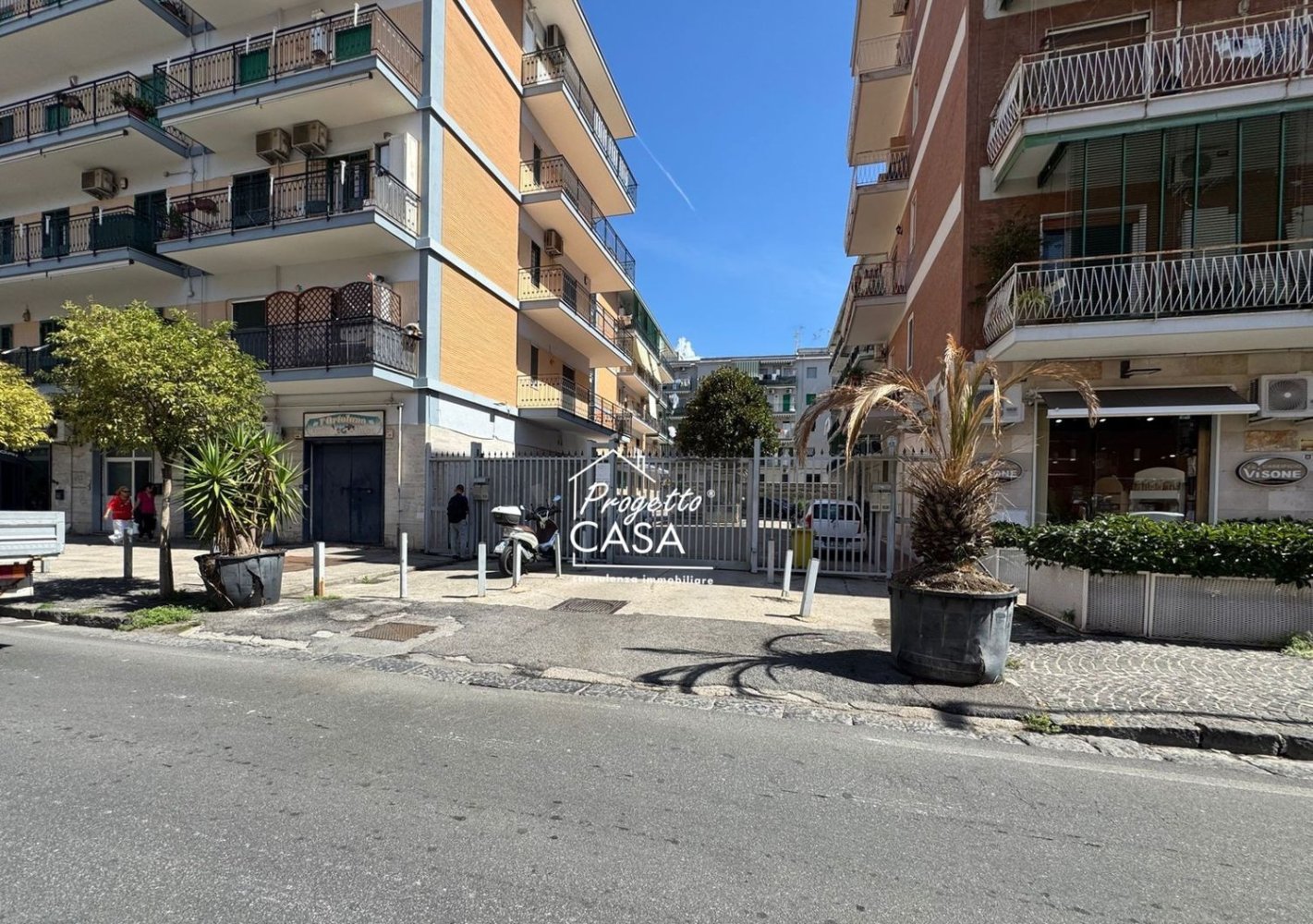 5 Schlafzimmer Wohnung in San Giorgio a Cremano, Italy, Nr. 340061