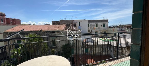 5 Schlafzimmer Wohnung in San Giorgio a Cremano, Italy, Nr. 340061 12