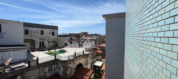 5 Schlafzimmer Wohnung in San Giorgio a Cremano, Italy, Nr. 340061 8