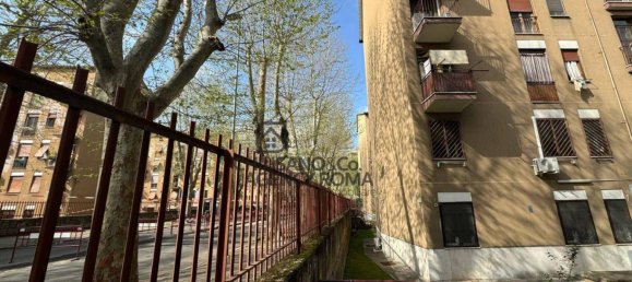 3 bedrooms Apartment in Rome, Italy No. 106965 16