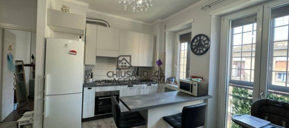 3 bedrooms Apartment in Rome, Italy No. 106965 4