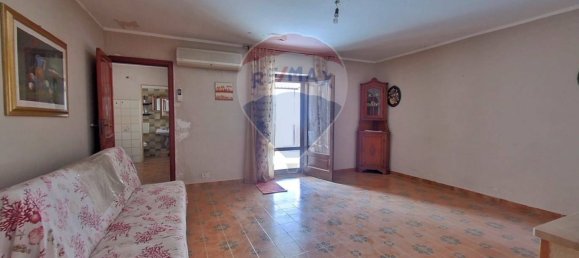 Casa de 3 dormitorios en Terrasini, Italy No. 66443 2