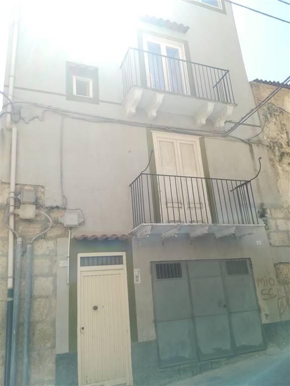 4 rooms Building in Licata, Italy No. 39317