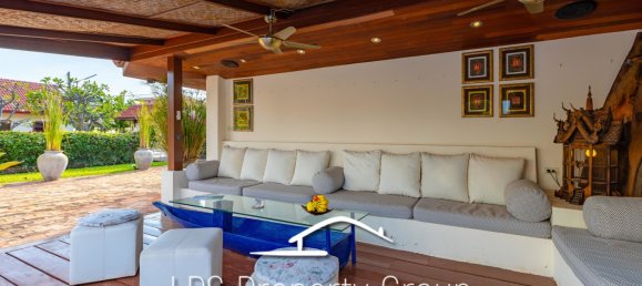 6 bedrooms Cafe / restaurant in Hua Hin, Thailand No. 6780 8