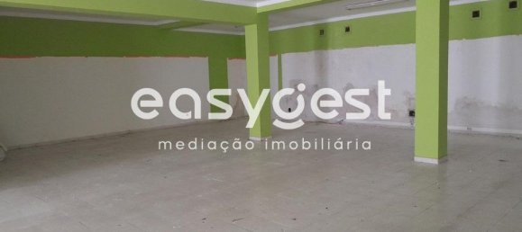 137m² Commercial property in Beja, Portugal No. 33169 2