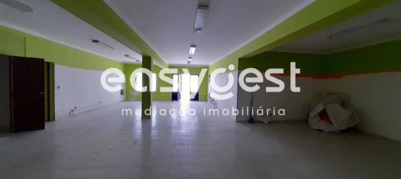 137m² Commercial property in Beja, Portugal No. 33169 6
