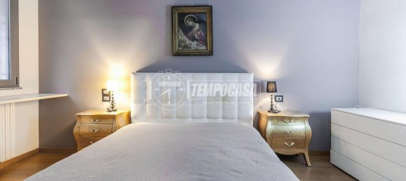 4-salle Appartement à Milan, Italy No. 247796 9