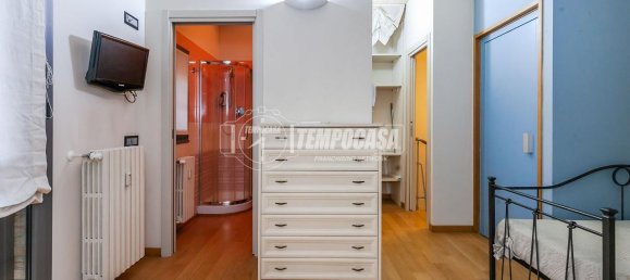 4-salle Appartement à Milan, Italy No. 247796 23