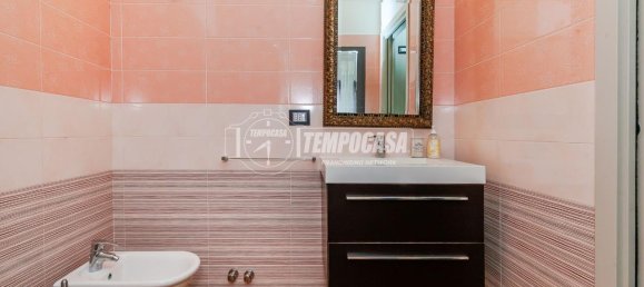 4-salle Appartement à Milan, Italy No. 247796 25