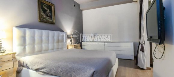 4-salle Appartement à Milan, Italy No. 247796 3