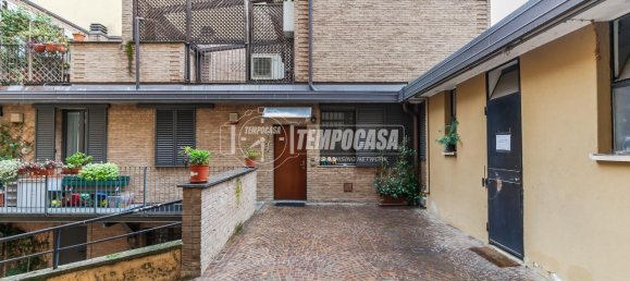 4-salle Appartement à Milan, Italy No. 247796 5