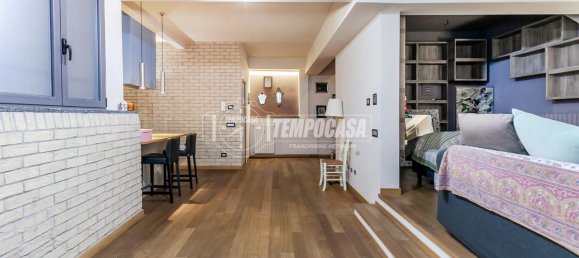 4-salle Appartement à Milan, Italy No. 247796 33