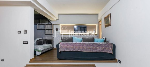 4-salle Appartement à Milan, Italy No. 247796 34