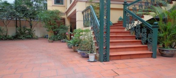 5 bedrooms Villa in Tay Ho, Vietnam No. 7140 6