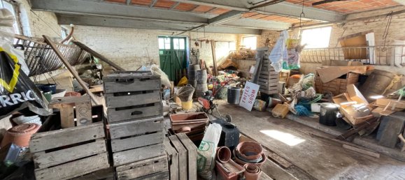 4 bedrooms House in Berlaimont, France No. 158533 19