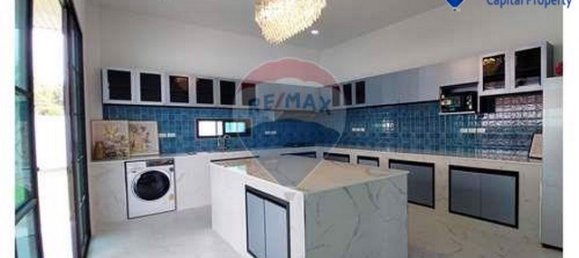 Café/restaurante de 4 dormitorios en Pattaya, Thailand No. 12263 8