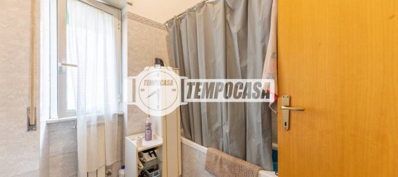 2 bedrooms Apartment in Rome, Italy No. 347010 16