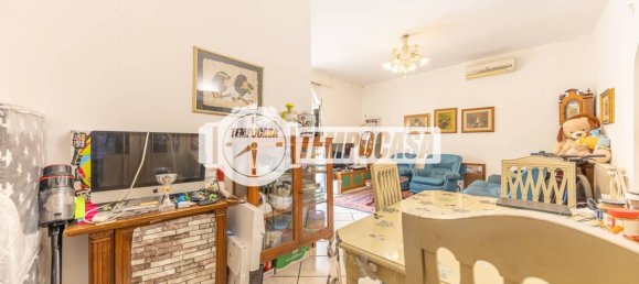 2 bedrooms Apartment in Rome, Italy No. 347010 24