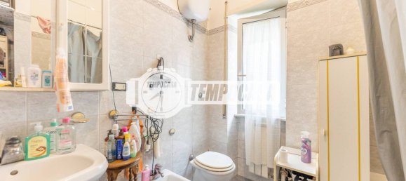 2 bedrooms Apartment in Rome, Italy No. 347010 15
