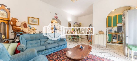 2 bedrooms Apartment in Rome, Italy No. 347010 20
